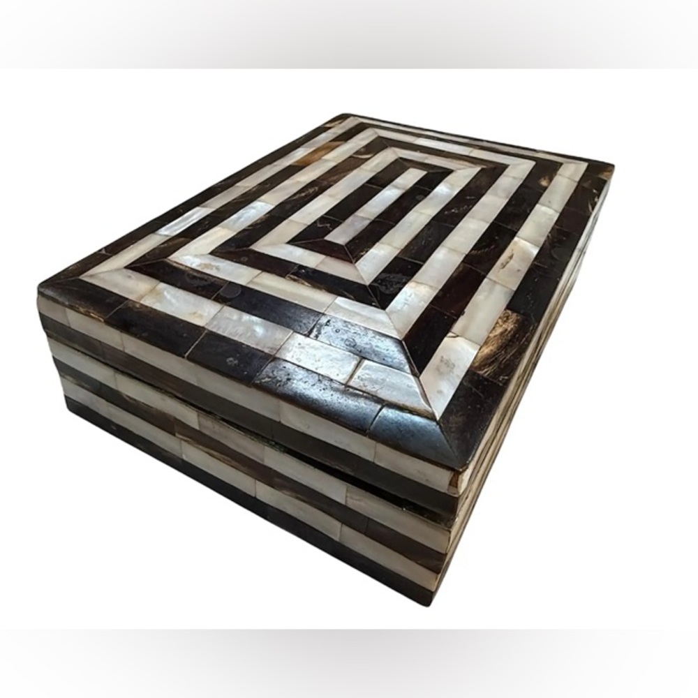 Art Deco English Faux Tortoise Shell & Mother of Pearl Box